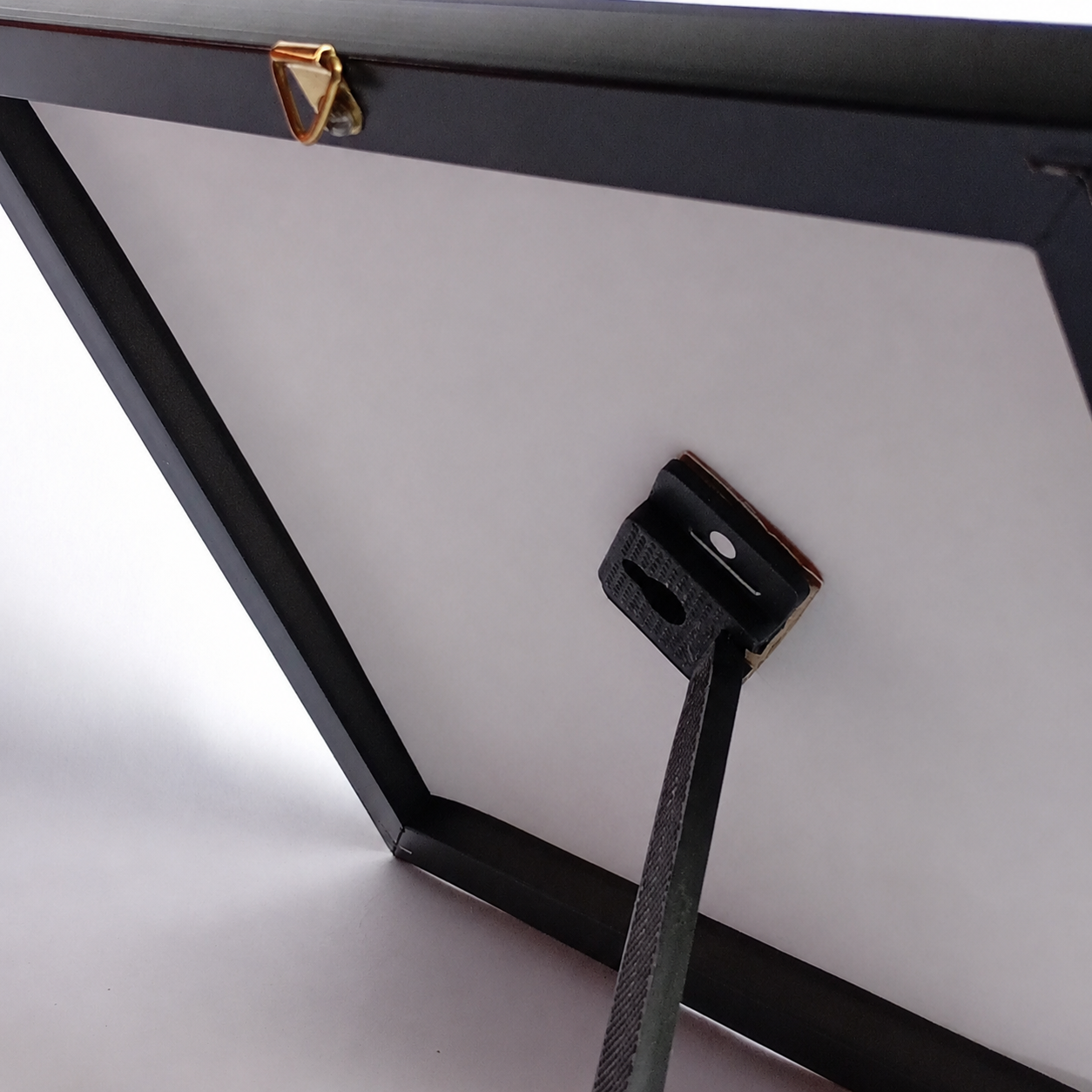 Bagoola Pebbles Horizontal Art Frame