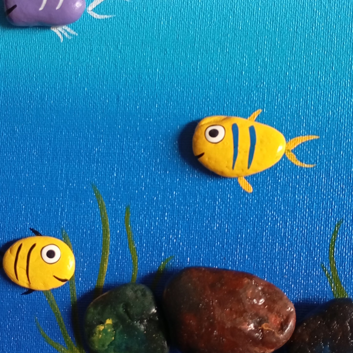 Aquarium Pebbles Horizontal Art