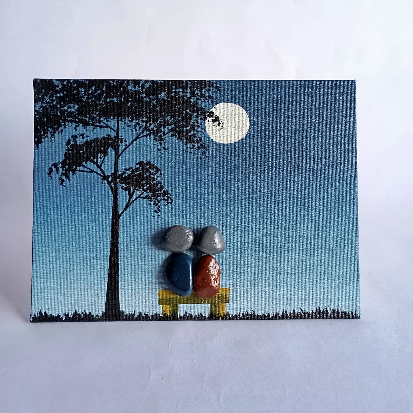 Moonlight Couple in Zula Pebbles Art