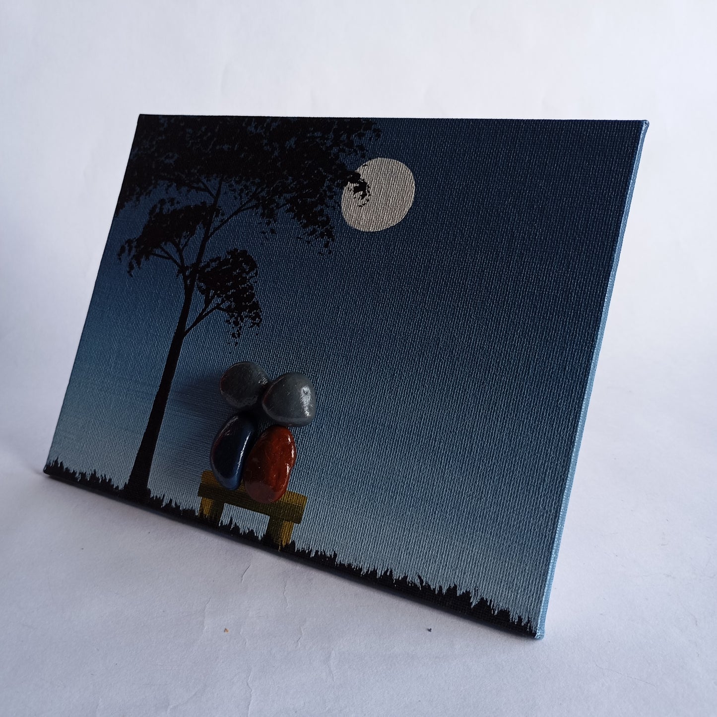 Moonlight Couple in Zula Pebbles Art